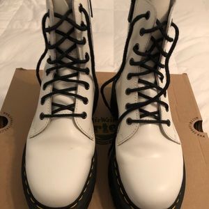 Dr. Marten Jadon White Leather Platform Boot - 9